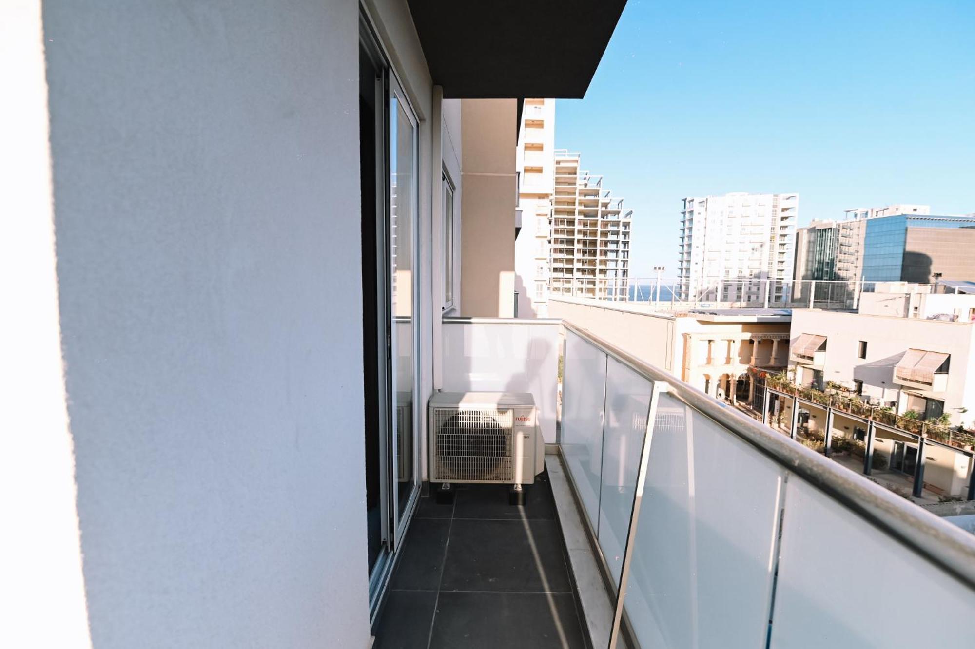 Bright 2 Bedroom Flat In Sliema! Apartament *