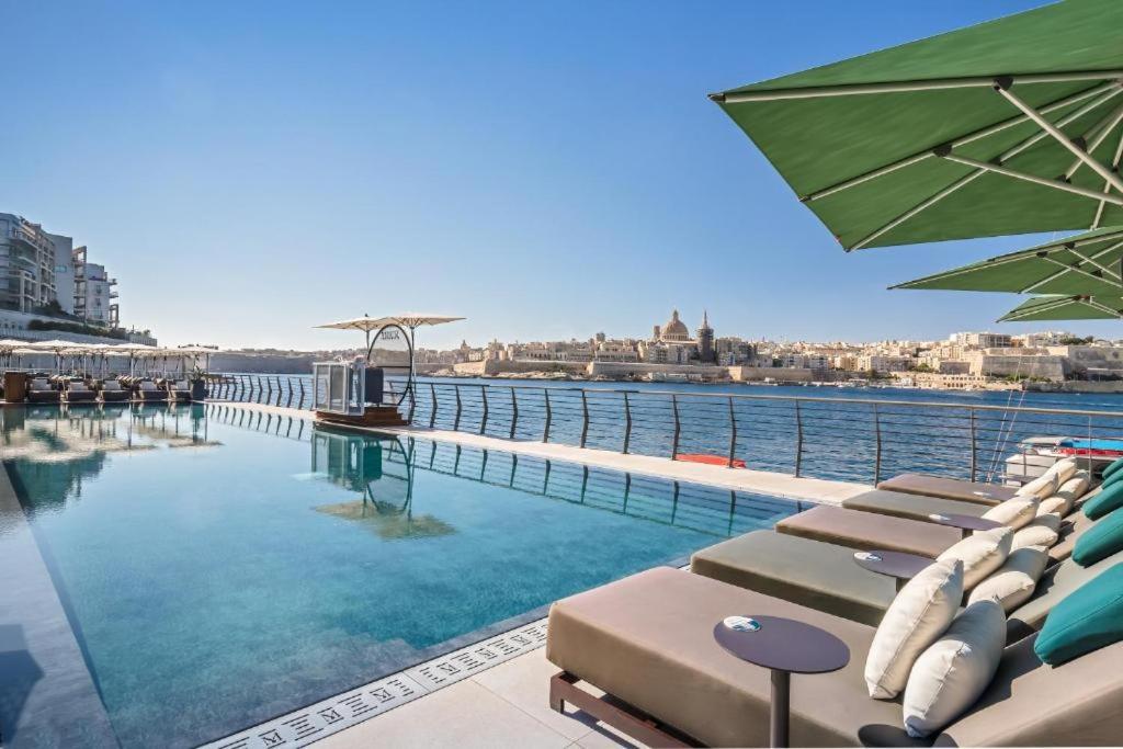 Bright 2 Bedroom Flat In Sliema! Apartament